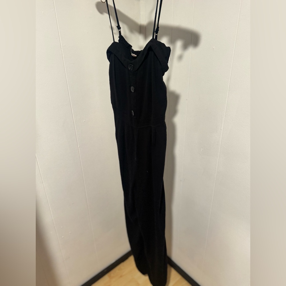 Black Sleeveless Jumpsuit